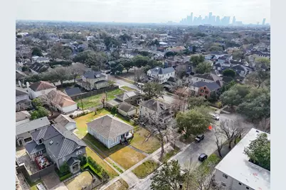 1810 Cortlandt Street, Houston, TX 77008 - Photo 13