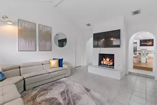 3039 Golden Hills Ln, Missouri City, TX 77459 - Photo 9