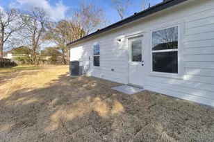 106 Runnels St, Willis, TX 77378 - Photo 29