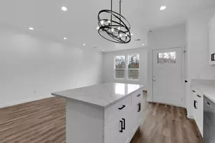 106 Runnels St, Willis, TX 77378 - Photo 11