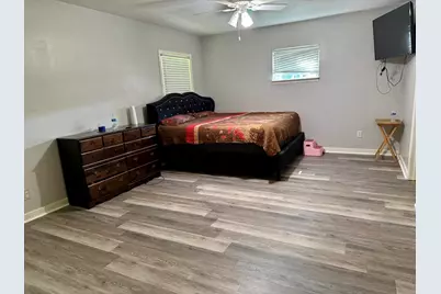 309 S Orchid Drive, Texas City, TX 77591 - Photo 7