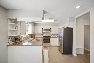 2406 Willowby Dr, Houston, TX 77008 - Photo 27