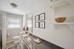 2406 Willowby Dr, Houston, TX 77008 - Photo 19