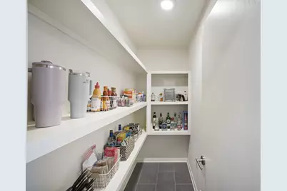 2406 Willowby Drive, Houston, TX 77008 - Photo 29