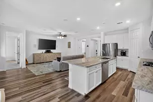 2740 Hidden Hollow Ln, Conroe, TX 77385 - Photo 15