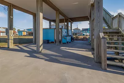 110 Verdia Drive, Crystal Beach, TX 77650 - Photo 21