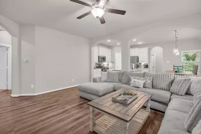 222 Elianne Lace Ct Court, Willis, TX 77318 - Photo 9