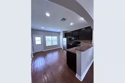 59 Woodland Hills Drive #B, Conroe, TX 77303 - Photo 3