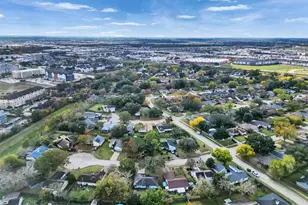 455 Capehill Dr, Houston, TX 77598 - Photo 33