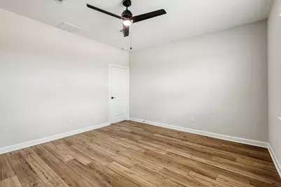 15761 Bayberry Trace Drive, Conroe, TX 77303 - Photo 13