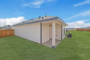 12243 Shield Crest Ct, Willis, TX 77378 - Photo 15