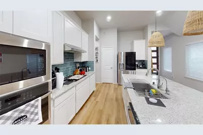 718 Santa Elena Trail, Conroe, TX 77304 - Photo 5