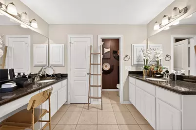 3418 Skyline Village Drive, Houston, TX 77057 - Photo 17