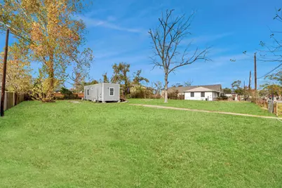 9325 Grady Street, Houston, TX 77016 - Photo 13