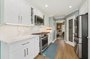 10822 W Dogwood Dr, La Porte, TX 77571 - Photo 5