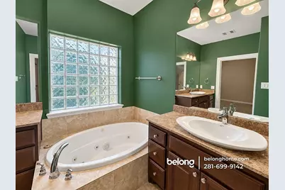 219 West 27th St #B, Houston, TX 77008 - Photo 11