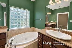 219 W 27th St, Houston, TX 77008 - Photo 11
