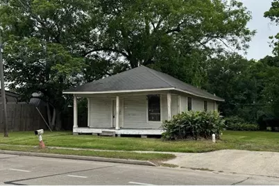 2392 Delaware Street, Beaumont, TX 77703 - Photo 3