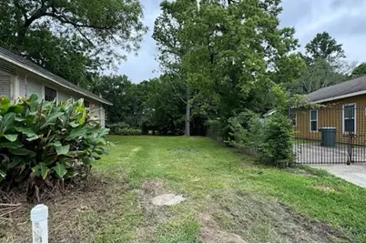 2392 Delaware Street, Beaumont, TX 77703 - Photo 5