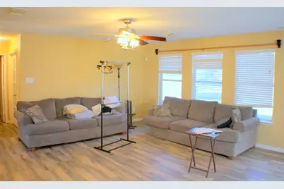 7910 Autumn Fall Street, Baytown, TX 77523 - Photo 5