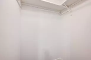 72 Burress St, Houston, TX 77022 - Photo 17