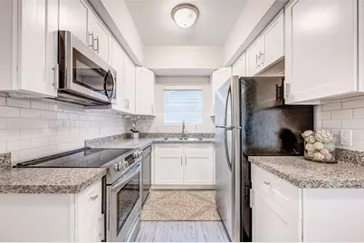 72 Burress Street #1, Houston, TX 77022 - Photo 9