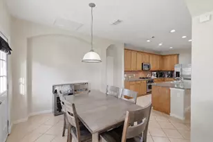 11404 Summit Bay Dr, Pearland, TX 77584 - Photo 13