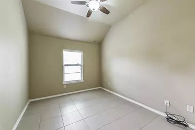 15838 Mossy Shores Court, Houston, TX 77044 - Photo 27