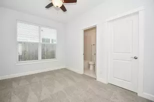 703 Link Rd, Houston, TX 77009 - Photo 21