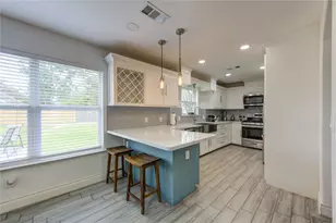 7602 Hammerly Blvd, Houston, TX 77055 - Photo 11