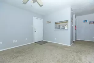 420 Garland Dr, Lake Jackson, TX 77566 - Photo 5