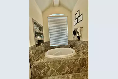 8908 Terrace Pass Drive, Houston, TX 77080 - Photo 17