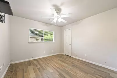 9110 Tooley Drive, Houston, TX 77031 - Photo 17