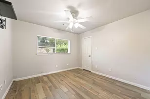 9110 Tooley Dr, Houston, TX 77031 - Photo 17