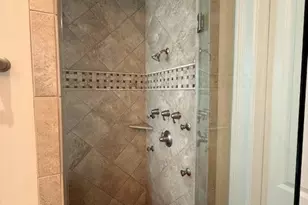 1352 Ebony Ln, Houston, TX 77018 - Photo 9