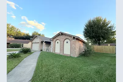 1303 Sterling Green Court, Houston, TX 77015 - Photo 27