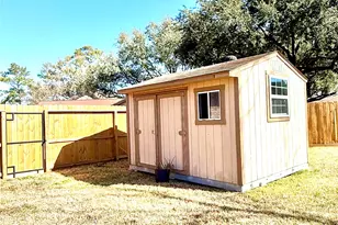 1303 Sterling Green Ct, Houston, TX 77015 - Photo 19