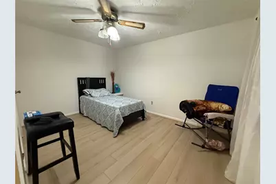 1303 Sterling Green Court, Houston, TX 77015 - Photo 21