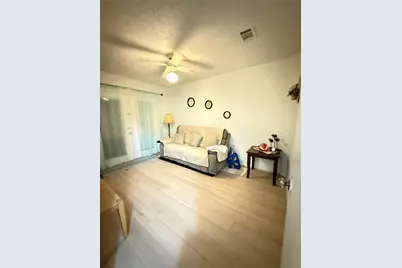 1303 Sterling Green Court, Houston, TX 77015 - Photo 17