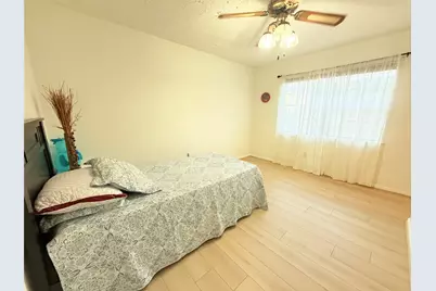 1303 Sterling Green Court, Houston, TX 77015 - Photo 15