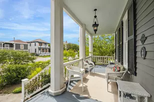 607 11th St, Galveston, TX 77550 - Photo 7