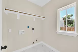 418 Delaware St, Houston, TX 77029 - Photo 9