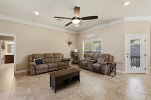 103 Edna Ln, Caldwell, TX 77836 - Photo 5