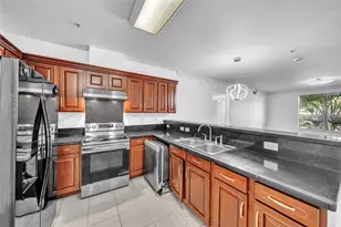 6633 W Sam Houston Pkwy S, Houston, TX 77072 - Photo 3