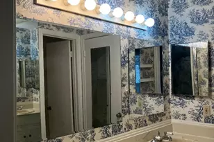 11711 Memorial Dr, Houston, TX 77024 - Photo 7