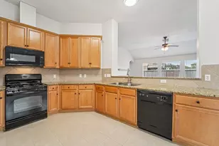 15011 Sycamore Leaf Ln, Cypress, TX 77429 - Photo 11