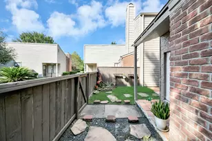1532 Prairie Grove Dr, Houston, TX 77077 - Photo 9
