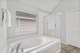 12719 Hart Hollow Ln, Tomball, TX 77377 - Photo 23
