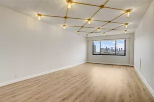 1400 Hermann Dr, Houston, TX 77004 - Photo 5