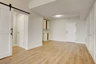 1400 Hermann Drive #15D, Houston, TX 77004 - Photo 7